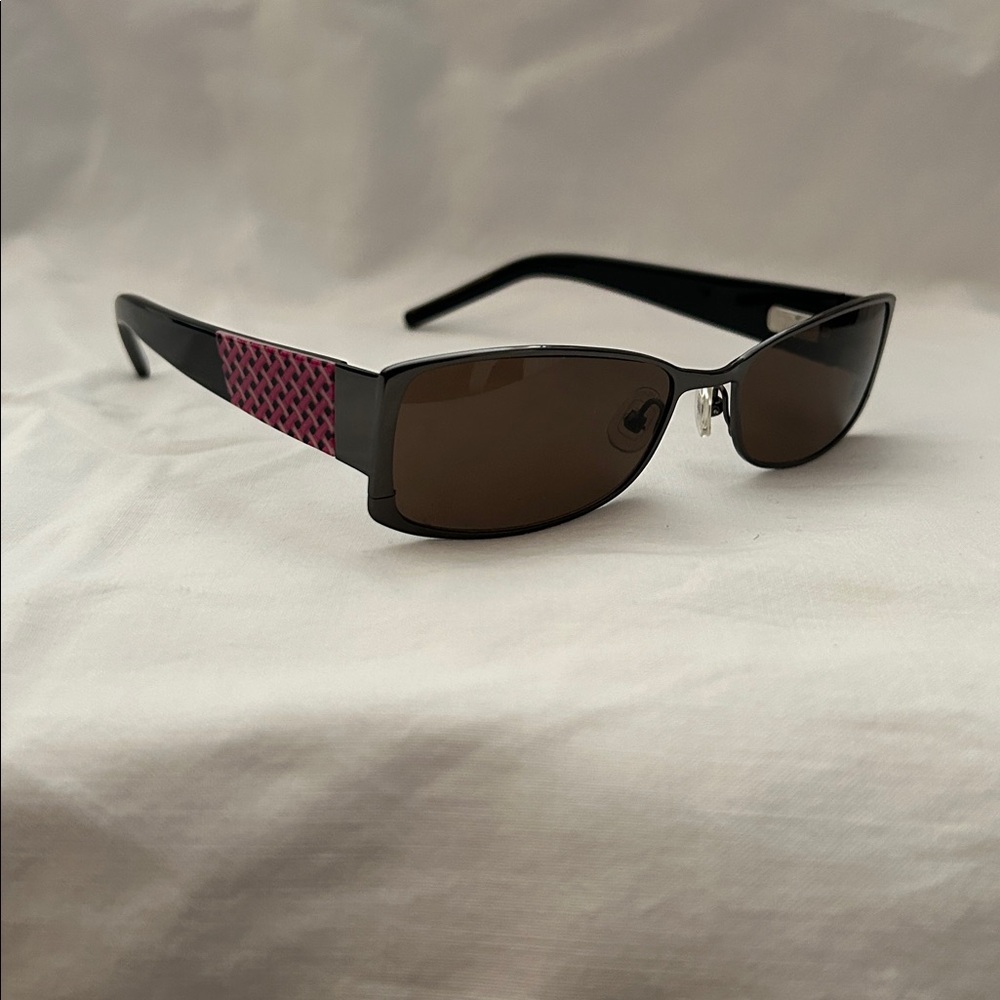 Vera Bradley Black and Pink Sunglasses